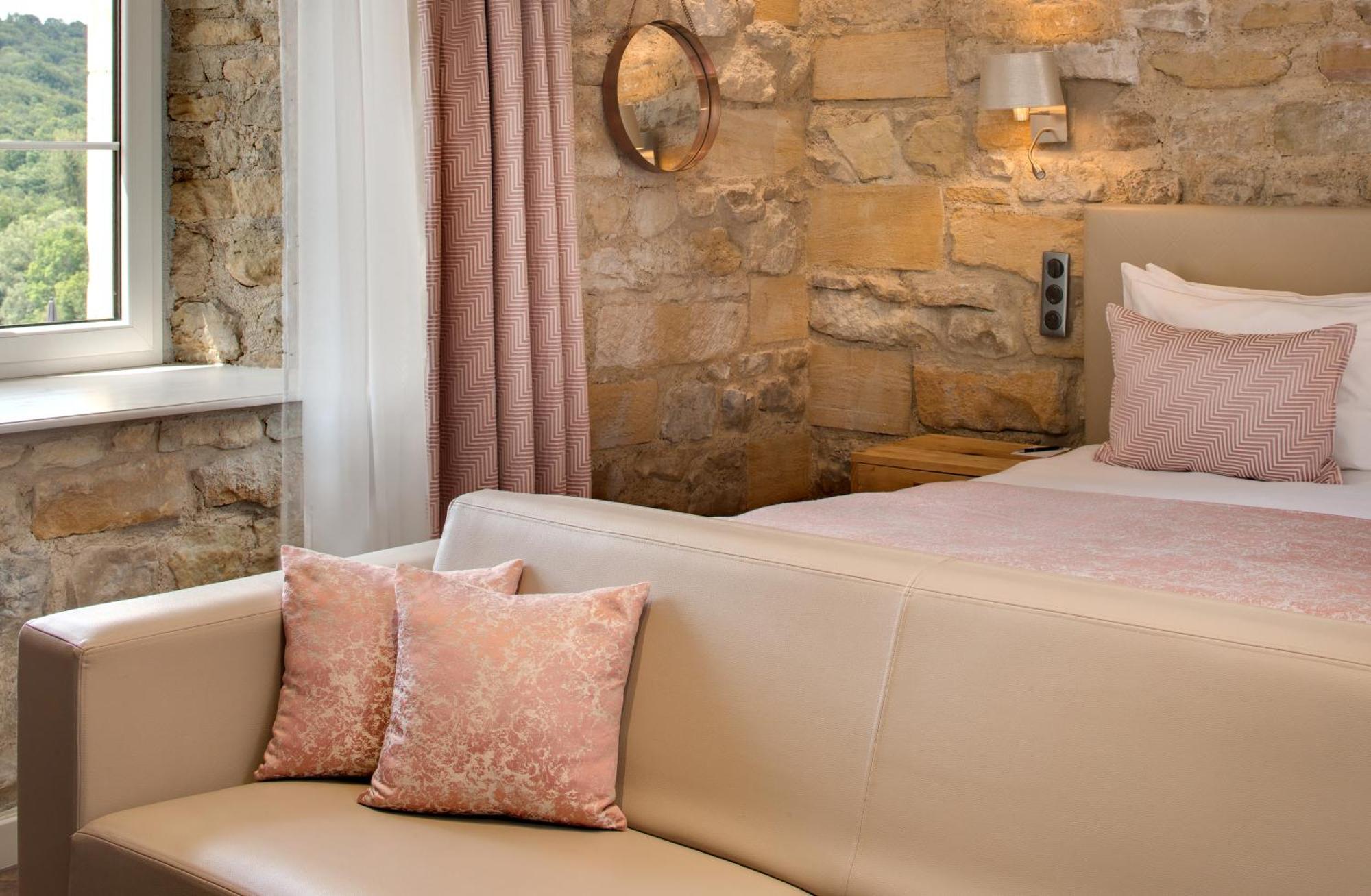 Domaine De La Klauss & Spa, Restaurant Gastronomique Le K Montenach Екстериор снимка